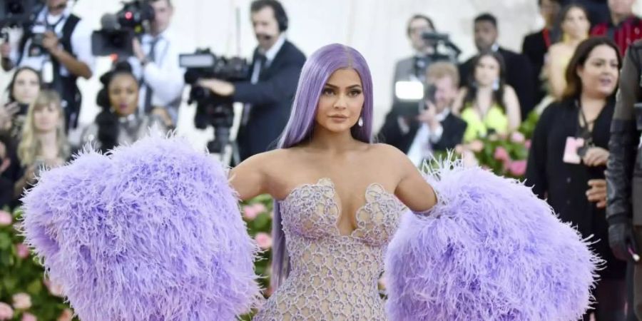 Kylie Jenner hat ihrer Tochter Stormi ein Häuschen geschenkt. Foto: Charles Sykes/Invision/dpa