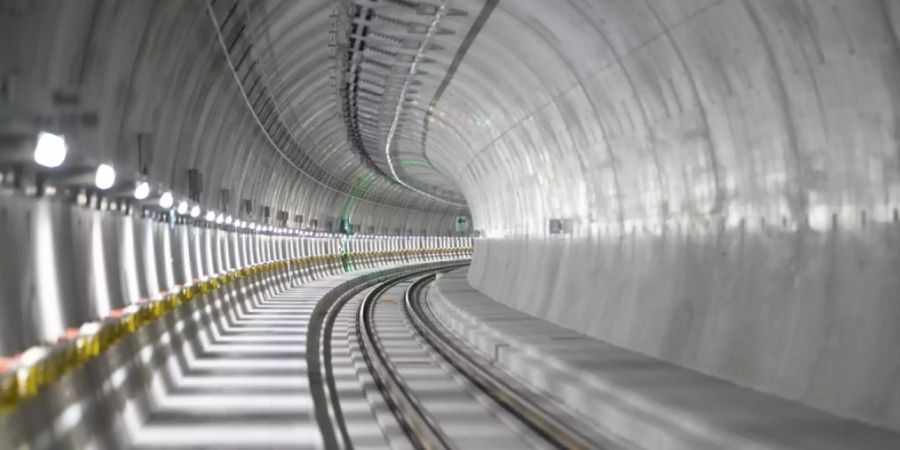 ceneri basistunnel