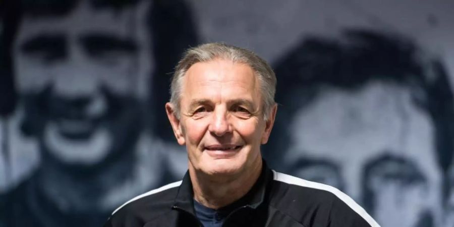 Karl-Heinz «Charly» Körbel feiert seinen 65. Geburtstag im engsten Familienkreis. Foto: Andreas Arnold/dpa