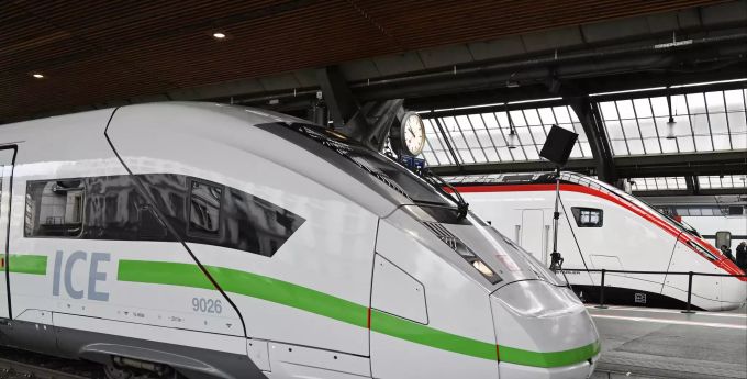 Ein ICE 4 im Zürcher Hauptbahnhof am Samstag, 23. November 2019. ICE 4