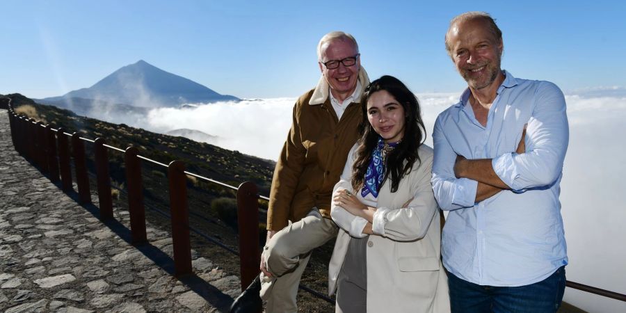 Ludger Pistor (l-r), Tamara Romera Gines und Jochen Horst bei den Dreharbeiten zu «Balko».