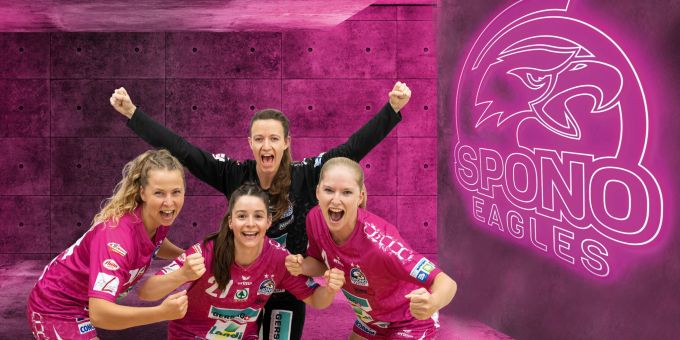 Livia Amrein, Catherine Csebits, Samira Schardt und Torfrau Marion Ort. Livia Amrein, Catherine Csebits, Samira Schardt und Torfrau Marion Ort