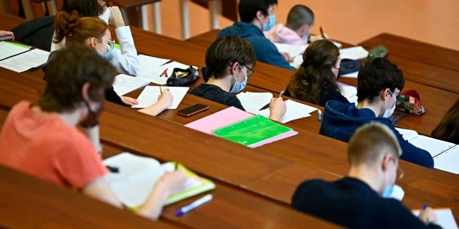 Studenten in einem Hörsaal