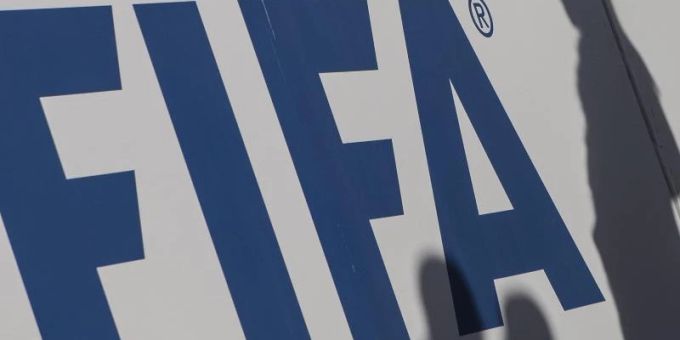Die Fifa will zum 1. Juli unter anderem eine maximale Anzahl an Spielern, die ein Verein ausleihen darf, festlegen. fifa