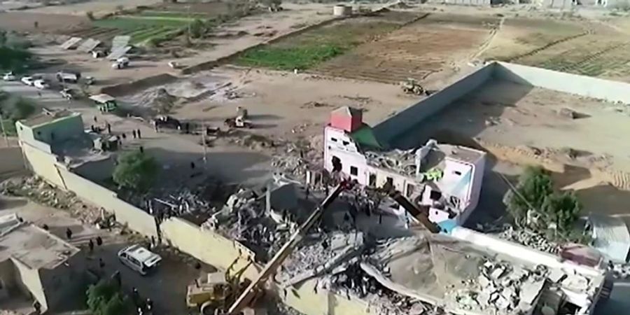 Bild des zerstörten Gefängnisses in Sadaa