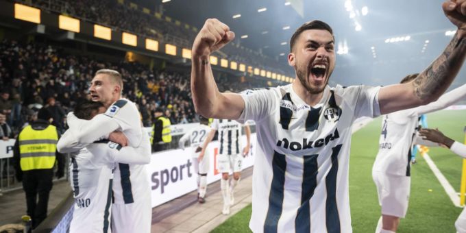 Der FCZ jubelt über den Dreier gegen YB im Wankdorf. yb