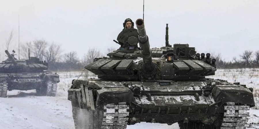 Bereits vor der Invasion in der Ukraine hatte Russland in Grenznähe Militärübungen durchgeführt - und wohl als Drohkulisse Fotos davon verbreiten lassen. (Archivbild). Foto: Uncredited/Russian Defense Ministry Press Service/AP/dpa