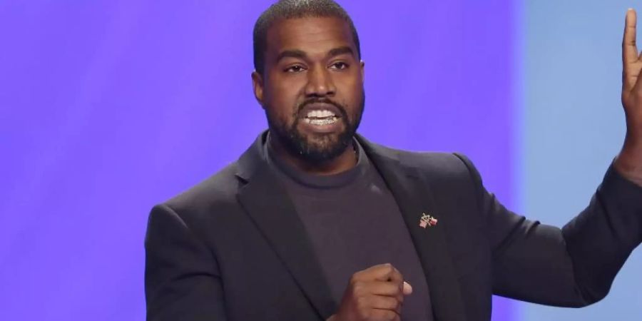 US-Rapper Kanye West steht unter dem Verdacht, Donald Trump Schützenhilfe für die Wiederwahl geben zu wollen. Foto: Michael Wyke/FR33763 AP/dpa