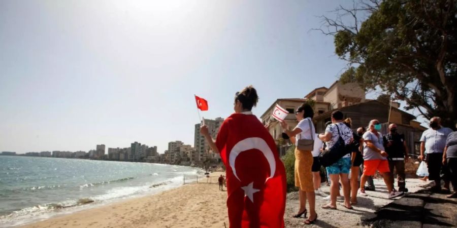 Besucher in Varosha nach der Wiederöffnung