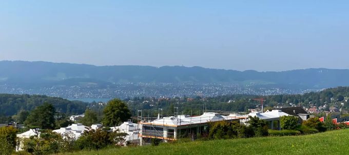 Blick über Zumikon: Panoramaweg. Zumikon