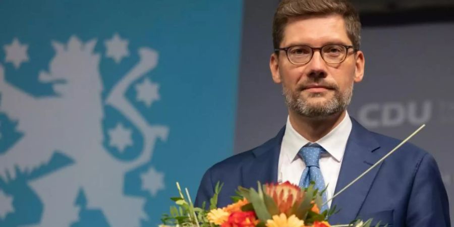 Der frühere Ost-Beauftragte der Bundesregierung, Christian Hirte, ist neuer Landesvorsitzender der Thüringer CDU. Der 44-Jährige wurde mit 67,6 Prozent der Stimmen gewählt. Foto: Michael Reichel/dpa
