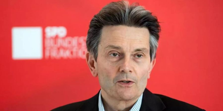 SPD-Fraktionschef Rolf Mützenich schliesst eine Kanzlerkandidatur nicht aus. Foto: Bernd von Jutrczenka/dpa