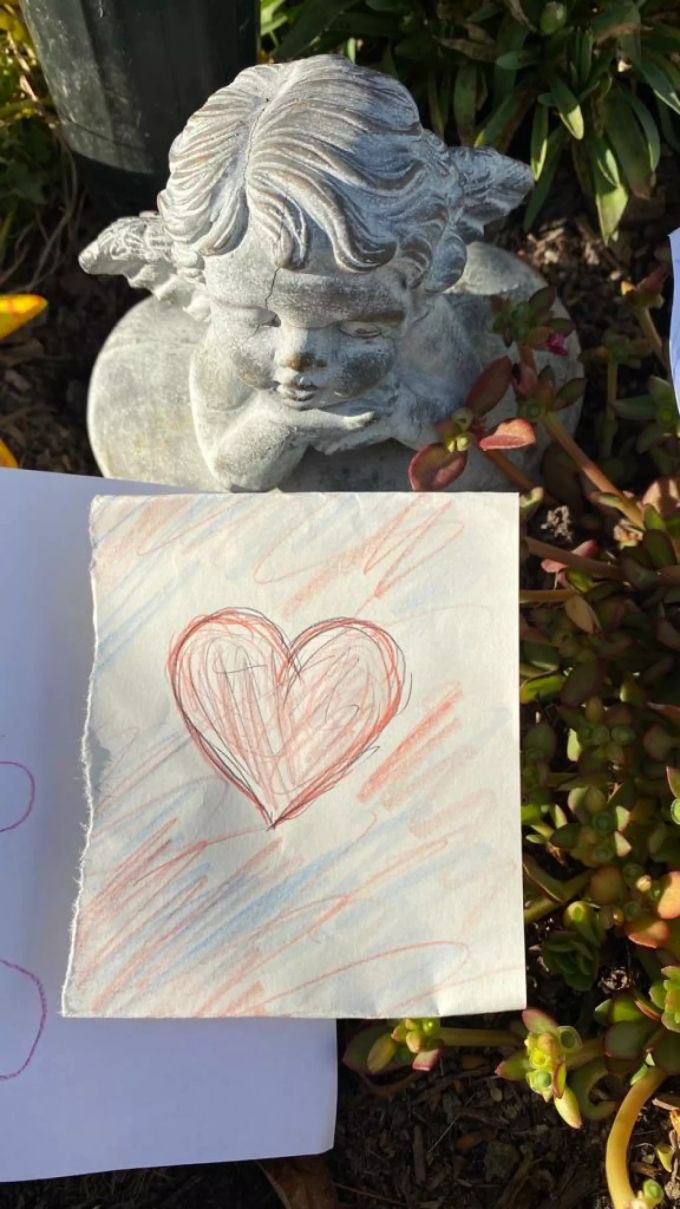 Auch Tochter Jasmin (23) versucht auf ihre Art, den Verlust von Janis zu verarbeiten. herz