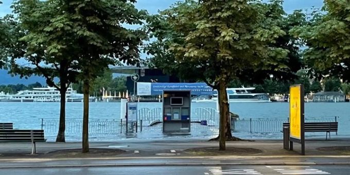 Wetter. Der Pegel des Vierwaldstättersees ist bedrohlich hoch angestiegen. wetter Luzern