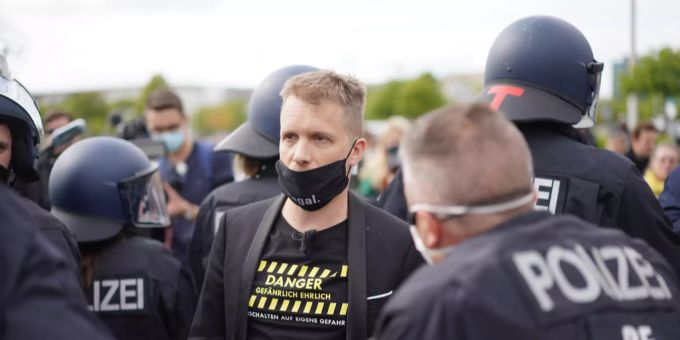 Oliver Pocher wurde am Freitagabend beim Konzert von Pietro Lombardi abgeführt. (Symbolbild) Oliver Pocher