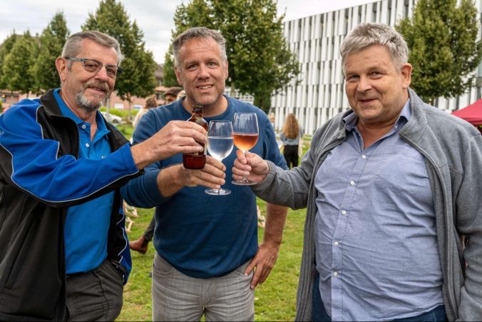 Marcel Hugi, Beat Bürki ( Inhaber Beat Bürki Elektro AG) und Robert Bürki (Kichkreis Mitte)