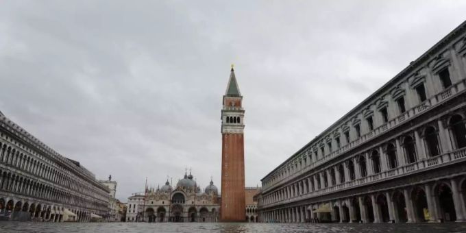 Klima- und Meeresforscher prognostizieren für die Region Venedig einen Anstieg des Meeresspiegels um mehr als einen Meter bis 2100. Foto: Lapresse/Anteo Marinoni/LaPresse via ZUMA Press/dpa Klima- und Meeresforscher prognostizieren für die Region Venedig einen Anstieg des Meeresspiegels um mehr als einen Meter bis 2100. Foto: Lapresse/Anteo Marinoni/LaPresse via ZUMA Press/dpa