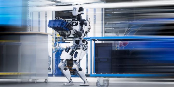 Roboter menschliche Züge Kiste