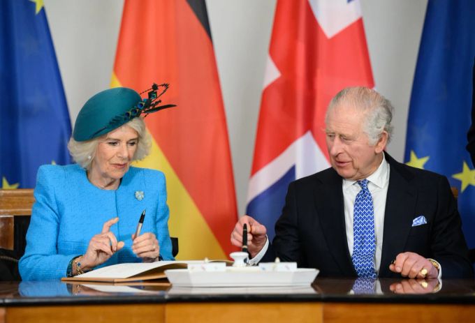König Charles und seine Frau Camilla absolvierten einen dreitägigen Staatsbesuch in Deutschland könig charles