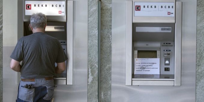 Vertrauen weg - CS-Kunden lösen Konten auf und strömen zu Regio-Banken