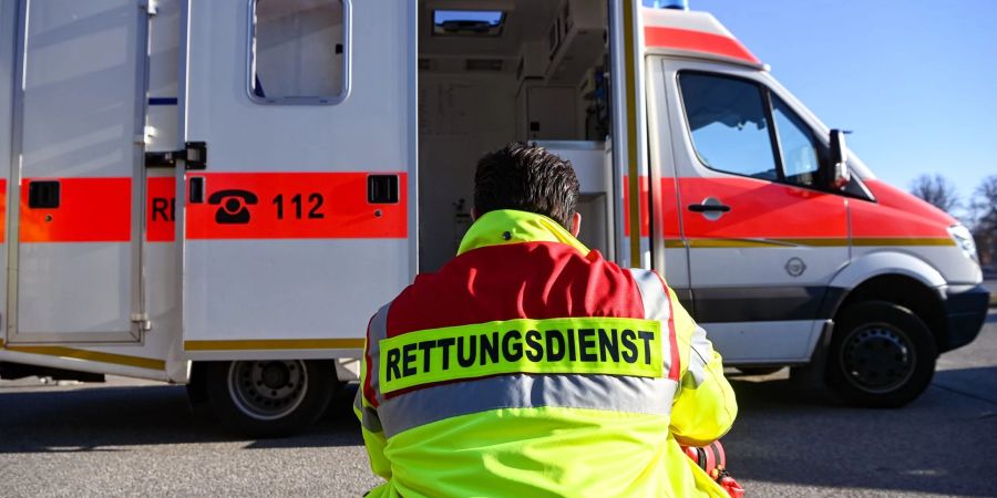 Notärzte beklagen mehr Missbrauch der Notrufnummer 112 für Bagatellen.