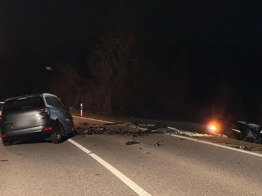 Drei Autos waren am Unfall in Zurzach beteiligt.