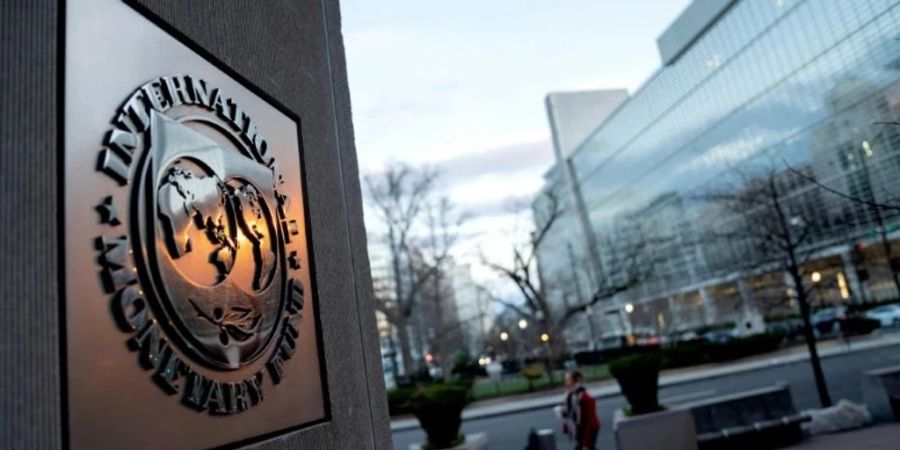 Der Internationale Währungsfonds (IWF) prognostizierte, dass die russische Wirtschaft 2022 um 3,4 Prozent schrumpen sollte. Im neusten Bericht zur Weltwirtschaft korrigierte die Organisation