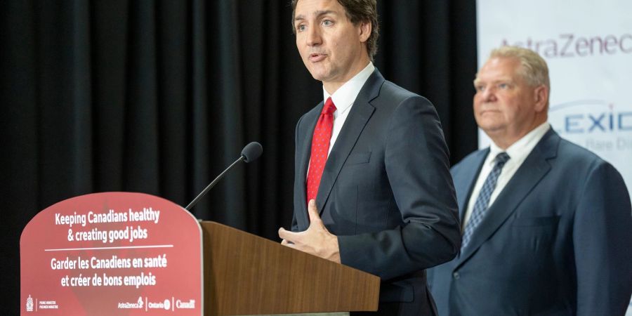 Justin Trudeau, Premierminister von Kanada, beantwortet Fragen nach der Ankündigung.