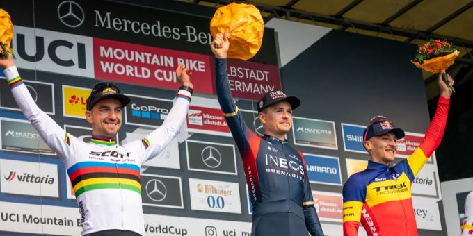 Nino Schurter, Thomas Pidcock und Vlad Dascalu in Albstadt (D). Albstadt