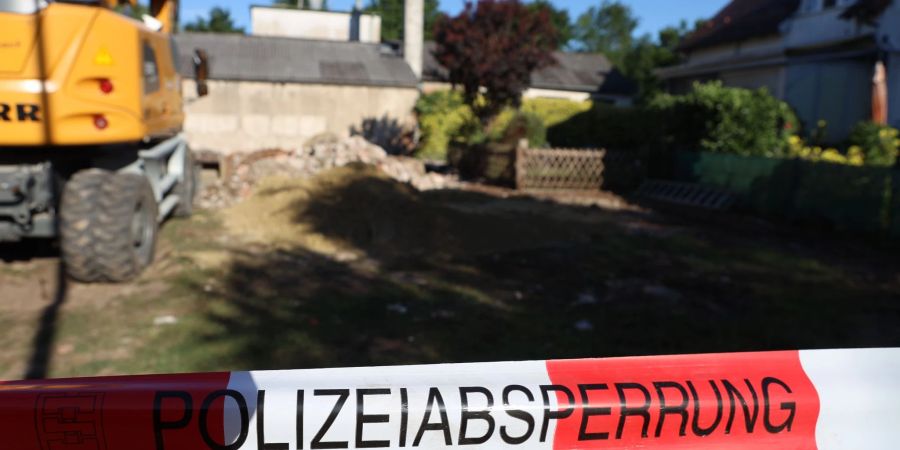 Die Polizei hat alle Sperrungen wieder aufgehoben.