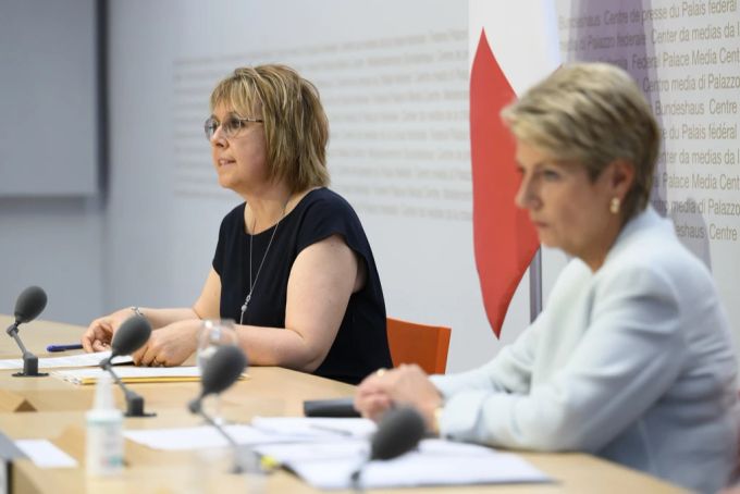 Nathalie Barthoulot, Präsidentin der Konferenz der kantonalen Sozialdirektorinnen und -direktoren, spricht an einer Medienkonferenz. Barthoulot Ukraine