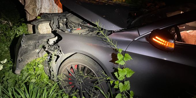 Der Autofahrer wurde nicht verletzt.