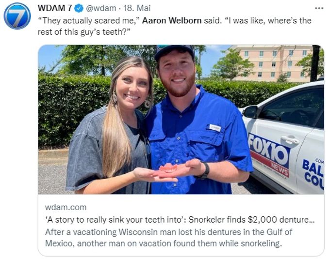 Aaron Welborn und seine Frau präsentieren den aussergewöhnlichen Fund. gebiss