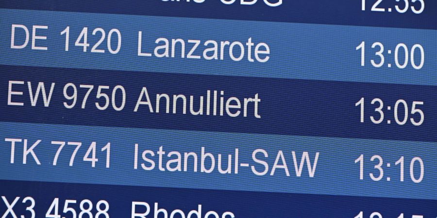 Ungewiss, ob am Ende wirklich alle Flieger wie geplant in die Urlaubsregionen starten werden. Die Reiseveranstalter stehen in engem Austausch mit den Airlines.