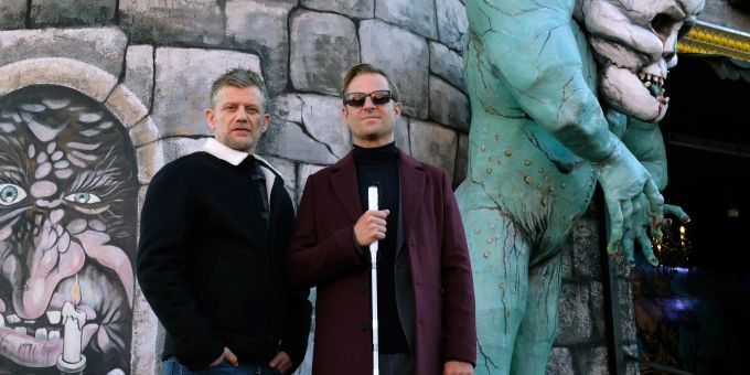 Der Ex-Kommissar Alexander Haller (Philipp Hochmair, r) und seine rechte Hand Niko (Andreas Guenther) ermittelten im Prater. Der Ex-Kommissar Alexander Haller (Philipp Hochmair, r) und seine rechte Hand Niko (Andreas Guenther) ermittelten im Prater.