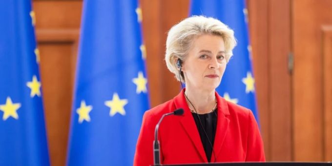 Europawahl - Triumph für Mitte-Rechts-Bündnis EVP