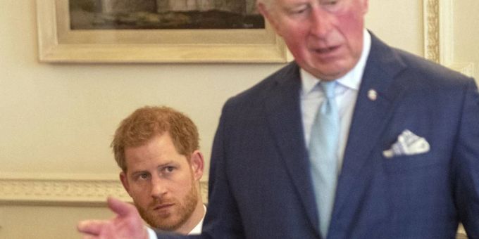 Prinz Harry (l.) und König Charles III. im Jahr 2018 in London. prinz harry könig charles