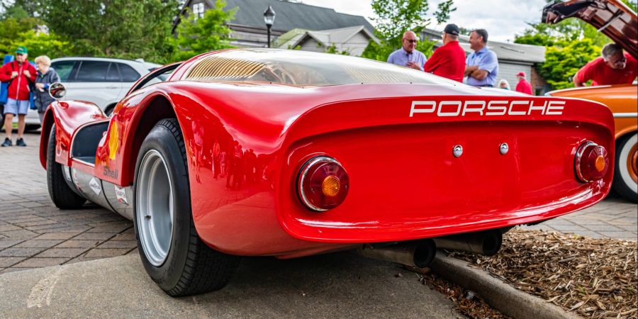 Porsche 906, Rückansicht, Rennwagen, Ausstellung