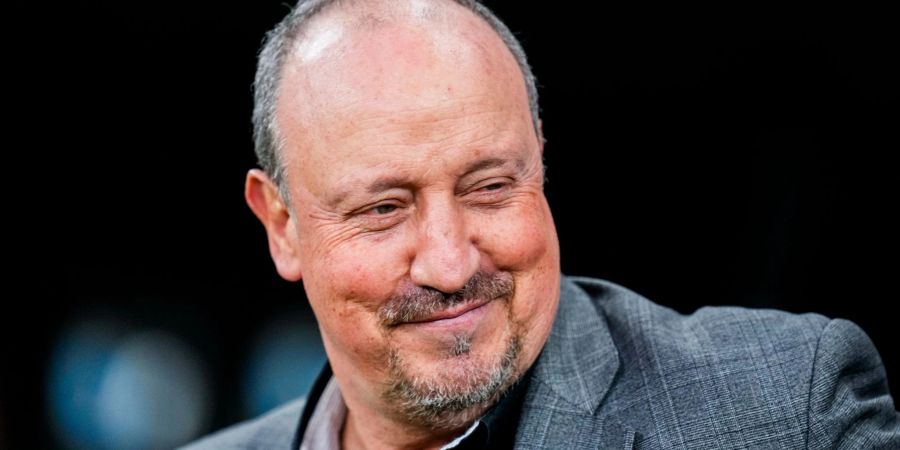 Rafa Benitez hat vorher schon den FC Valencia, den FC Liverpool, Inter Mailand, Chelsea, den SSC Neapel und Real Madrid trainiert.