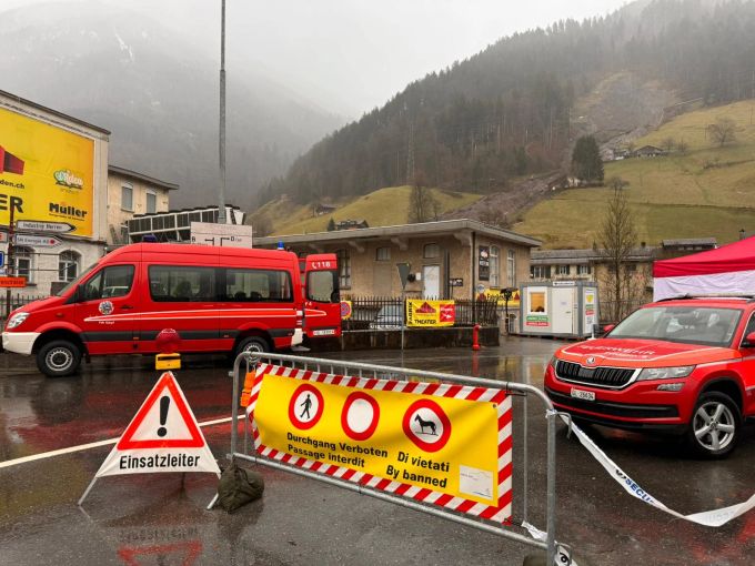 Schwanden GL: Hang Erneut Stark In Bewegung – 20 Bewohner Evakuiert ...