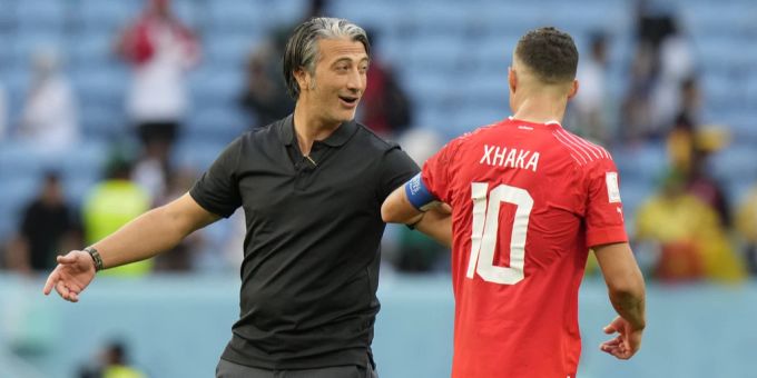 Murat Yakin und Granit Xhaka wollen die Schweizer Nati die EM 2024 führen. Granit Xhaka Schweizer Nati