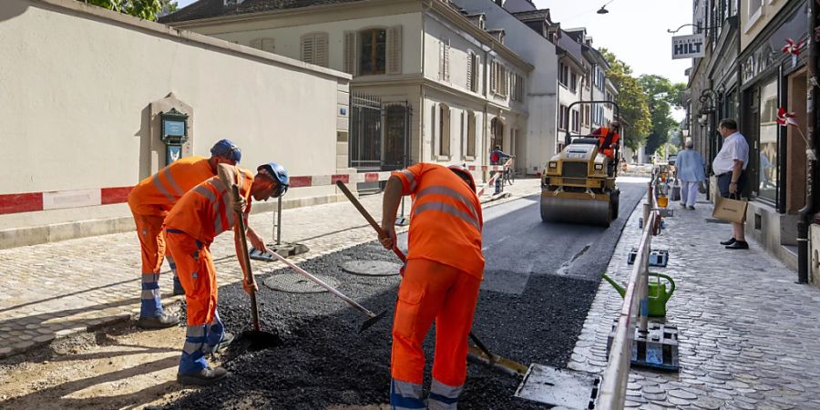 Arbeitskräfte Strassenbau