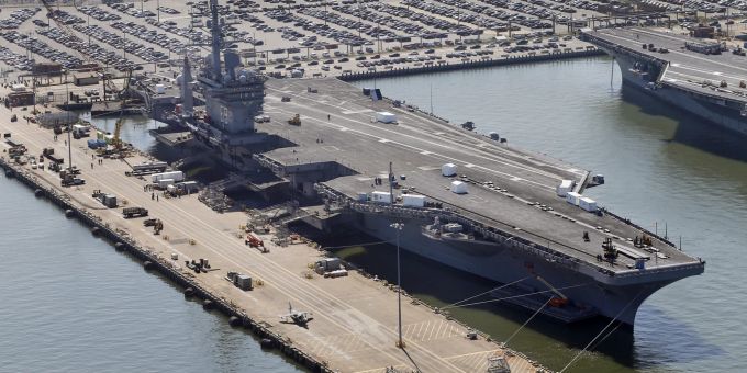 Die «USS Eisenhower» schützt die Schiffahrt im Roten Meer. Israel Krieg