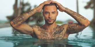 Raten Sie mal ... - Für diese Promi-Dame schwärmt der neue Bachelor Raten Sie mal ... - Für diese Promi-Dame schwärmt der neue Bachelor