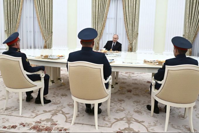 Putin würdigte am Freitag ebenfalls den Einsatz getöteter Ex-Häftlinge. putin