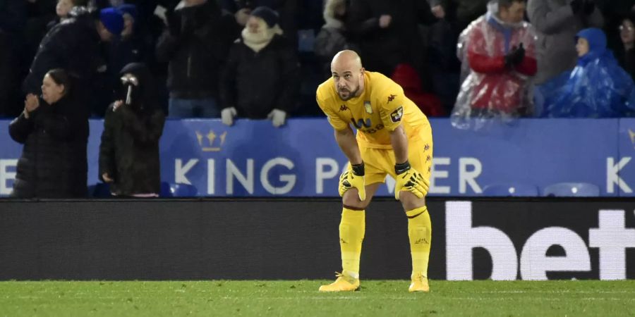 Pepe Reina hütet aktuell das Tor von Aston Villa. Der 37-Jährige erkrankte am Coronavirus.