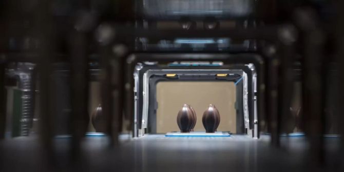 Barry Callebaut hat neue 3D-Drucker zur Massenherstellung von Schokoladen-Kunstwerke in Betrieb gestellt.