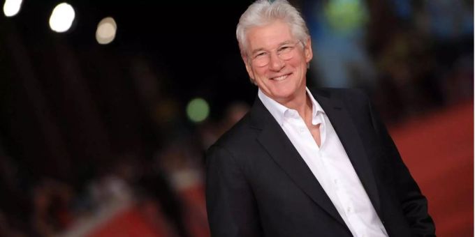 Schauspieler Richard Gere am Filmfestival von Rom 2014. Schauspieler Richard Gere am Filmfestival von Rom 2014.