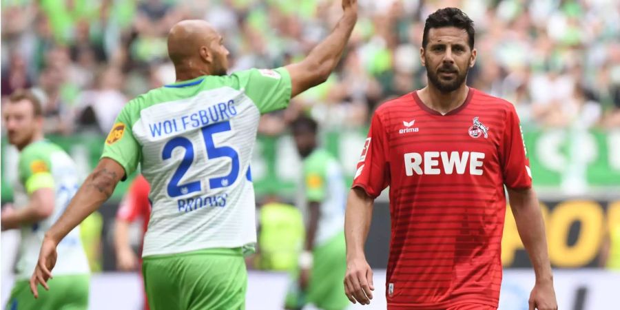 Claudio Pizarro (r.) im Trikot des 1. FC Kölns (Archivbild).