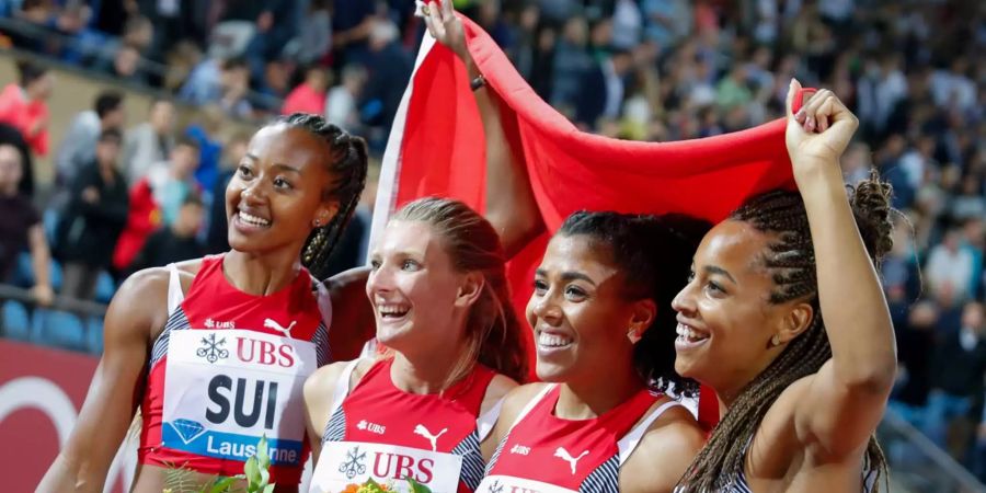 Die 4x100 Meter-Staffel der Schweiz mit Sarah Atcho, Ajla Del Ponte, Mujinga Kambundji und Salomé Kora.